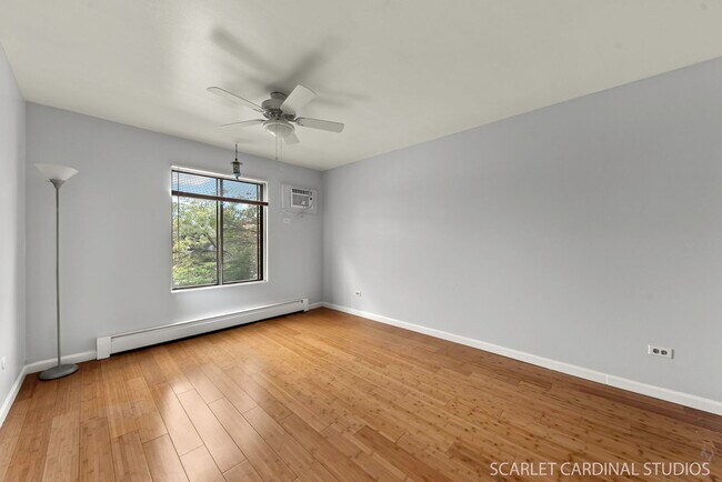 Building Photo - 285 N Gregory St