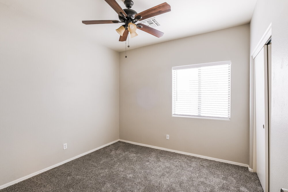 Building Photo - 3402 N 129th Dr