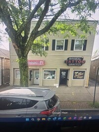 Building Photo - 2865 Fairfield Ave