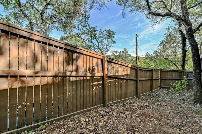 Building Photo - 1709 Wild Basin Ledge