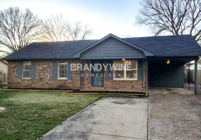 Building Photo - 1313 Mullins Station Rd