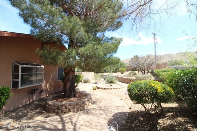 Building Photo - 57801 San Tropeze Dr