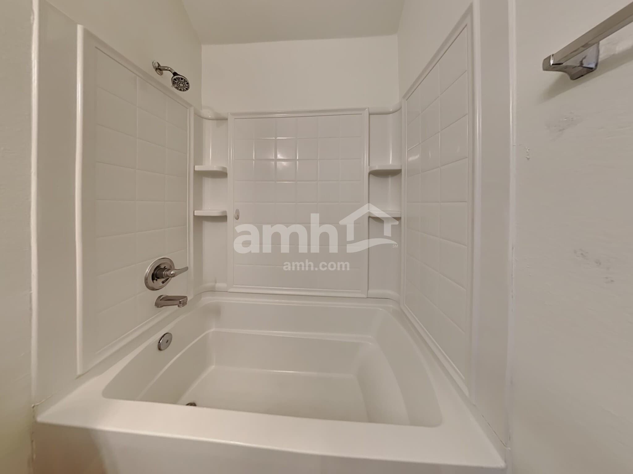 Building Photo - 820 Cheryl St