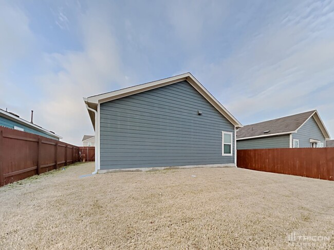Building Photo - 6024 Rincon St