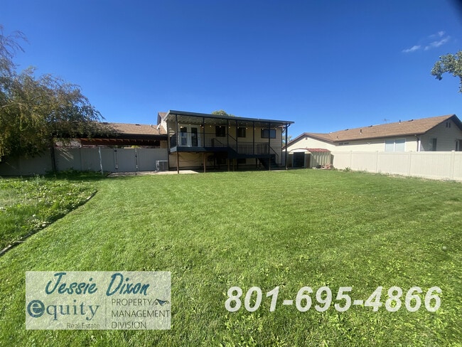 Building Photo - 5136 1250 W