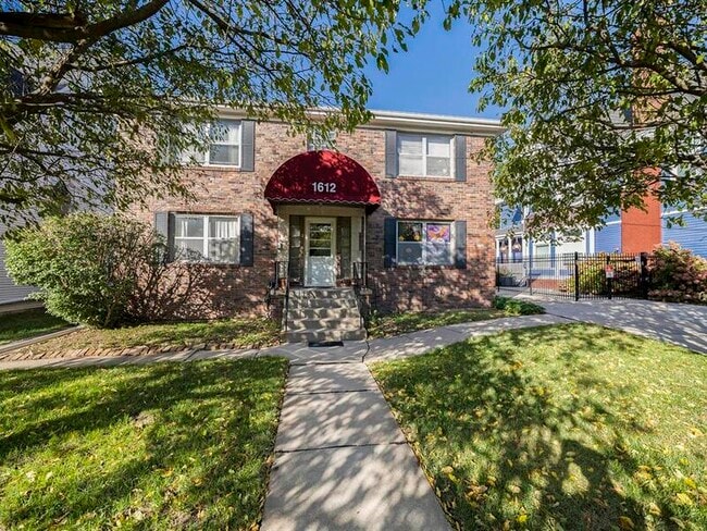 Building Photo - 1612 S 32nd Ave