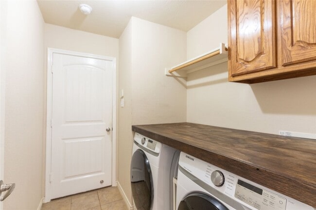 Building Photo - 343 Montana Trail