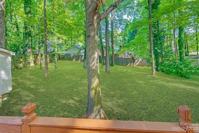 Building Photo - 5806 Katrine Ct