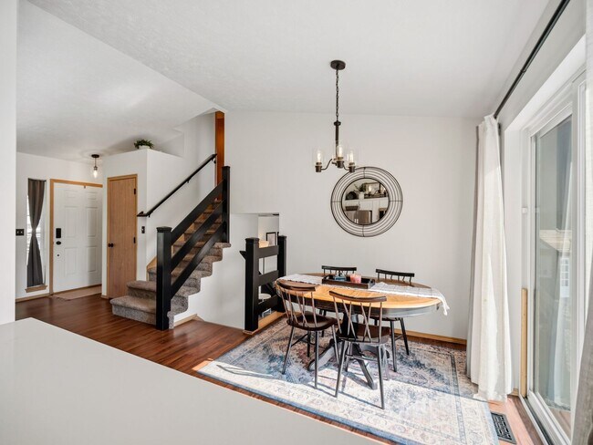 Building Photo - Furnished 3-Bedroom Home in Spokane Valley – Comfortable & Move-In Ready