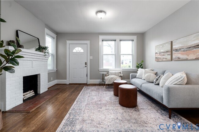 Building Photo - 3108 Stockton St