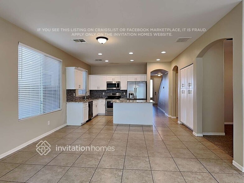 Building Photo - 19147 E Pelican Dr