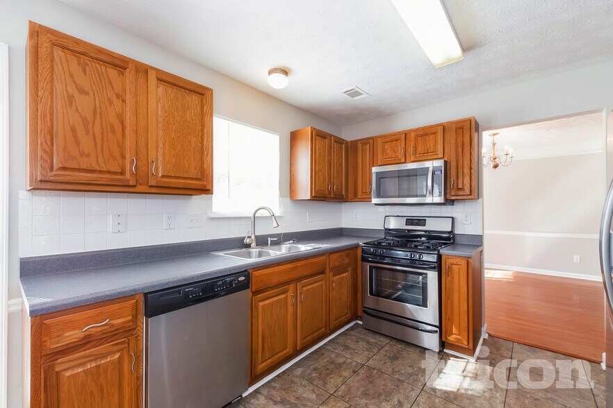 Building Photo - 4177 Shoreside Cir SW