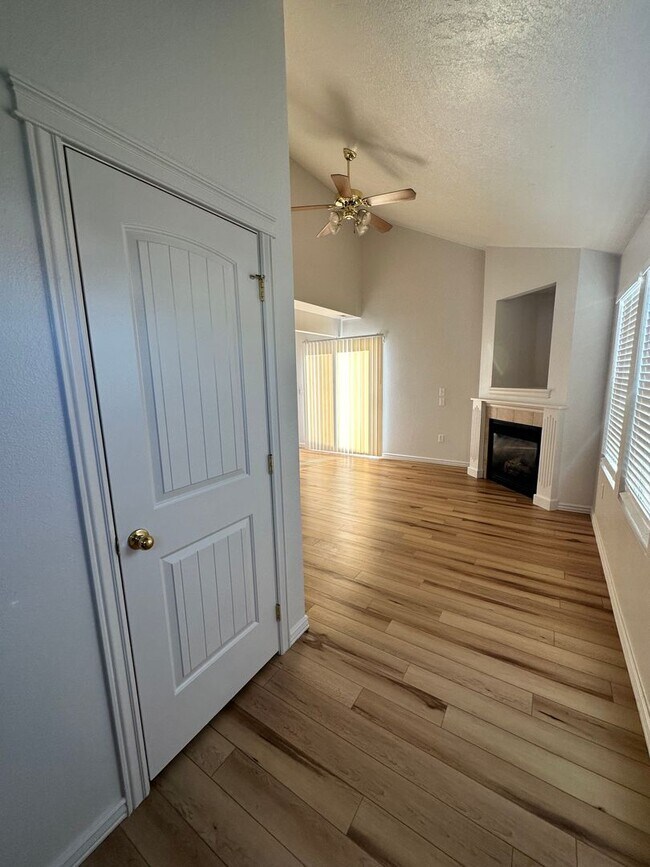 Building Photo - 3915 Washington Ave