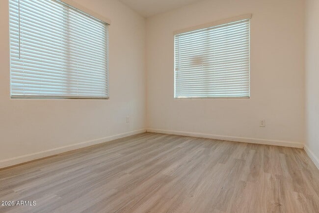 Building Photo - 9210 W Willow Bend Ln