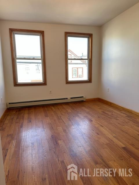 Building Photo - 321 Pershing Ave