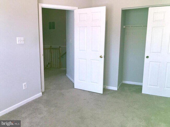 Building Photo - 4647 Harrier Way