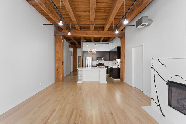 Building Photo - 1133 S Wabash Ave