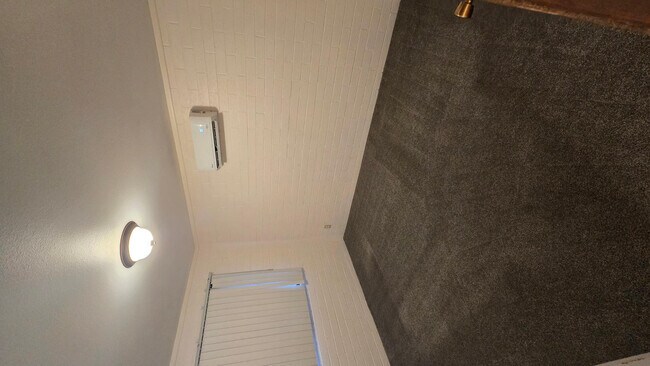 Building Photo - 10806 N 110th Dr