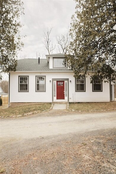 Building Photo - 5728 Third St