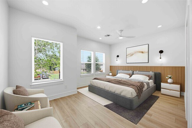 Building Photo - 8019 Grandview St