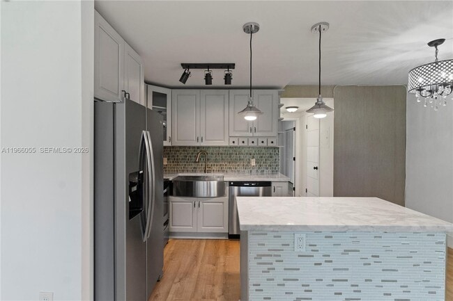 Building Photo - 67 Harwood Crescent