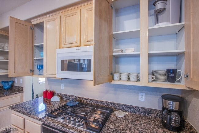 Building Photo - 3838 Erva St