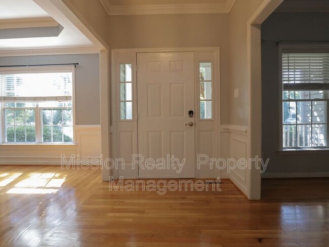 Building Photo - 9006 Birdsong Creek Ct