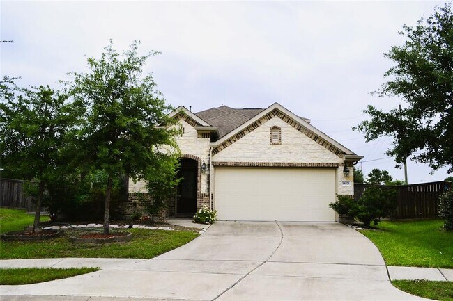 Building Photo - 11075 Walts Run Ln