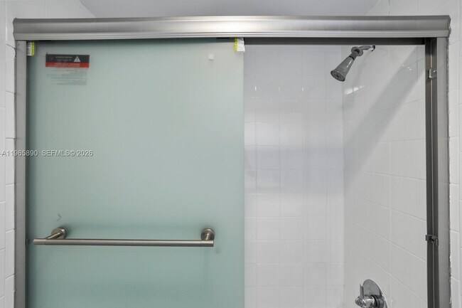 Building Photo - 3000 S Ocean Dr