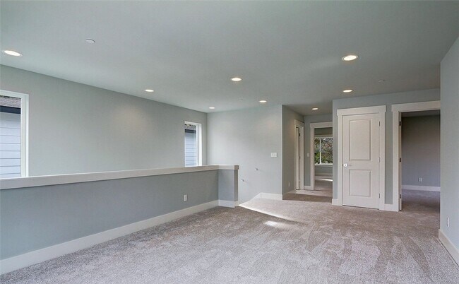 Building Photo - Beautiful 3 bed Home in Edmonds