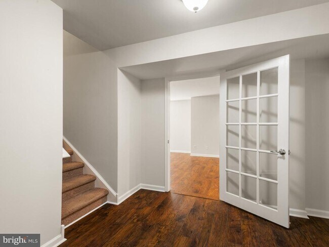 Building Photo - 209 N Caldwell Cir