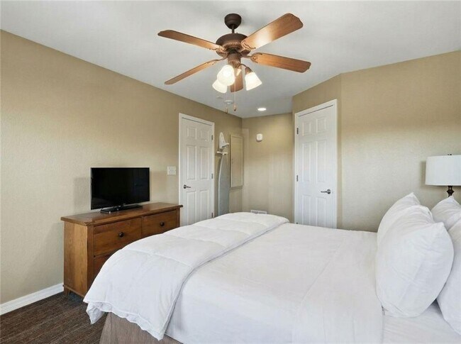 Building Photo - 150 Apple Seed Ct