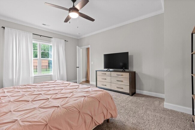 Building Photo - 7142 Tailgate Lp