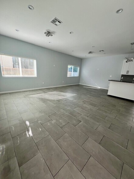 Building Photo - 1040 Ruberta Ave