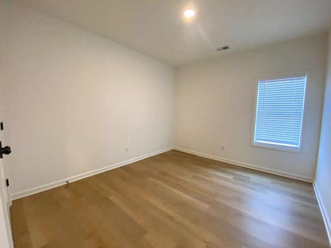 Building Photo - 4 bedroom, 2 bath in Brighton TN near Brig...