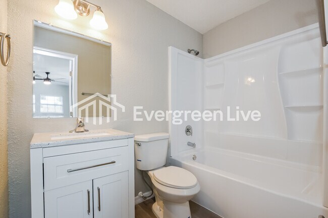 Building Photo - 4058 Spoonbill Ave