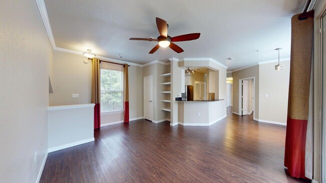 Building Photo - Beautiful 2 bedroom 1 bathrrom condo in Vi...