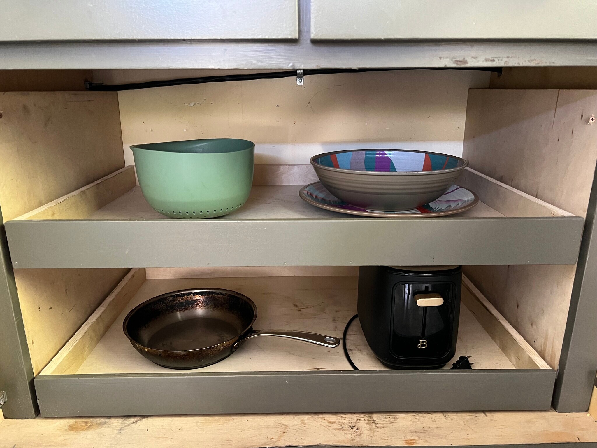 Building Photo - 5177 Carlingford Ave