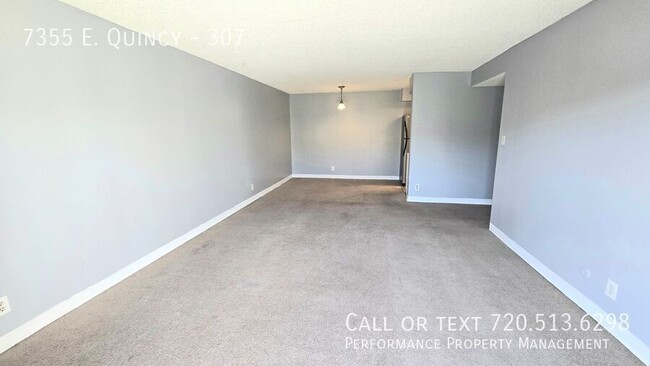 Building Photo - Beautiful 2-bedroom, 1.5-bathroom condo