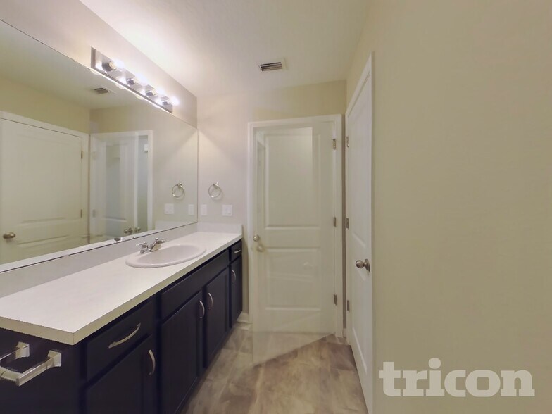 Building Photo - 11407 Oliver Ellsworth Ct