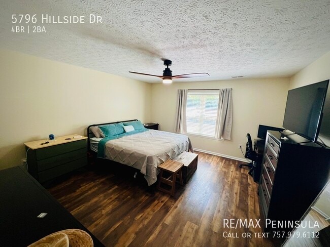 Building Photo - 5796 Hillside Dr
