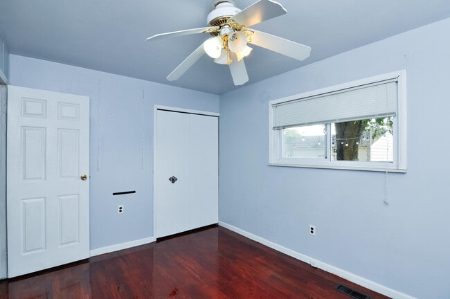 Building Photo - 8807 Tavistock Dr