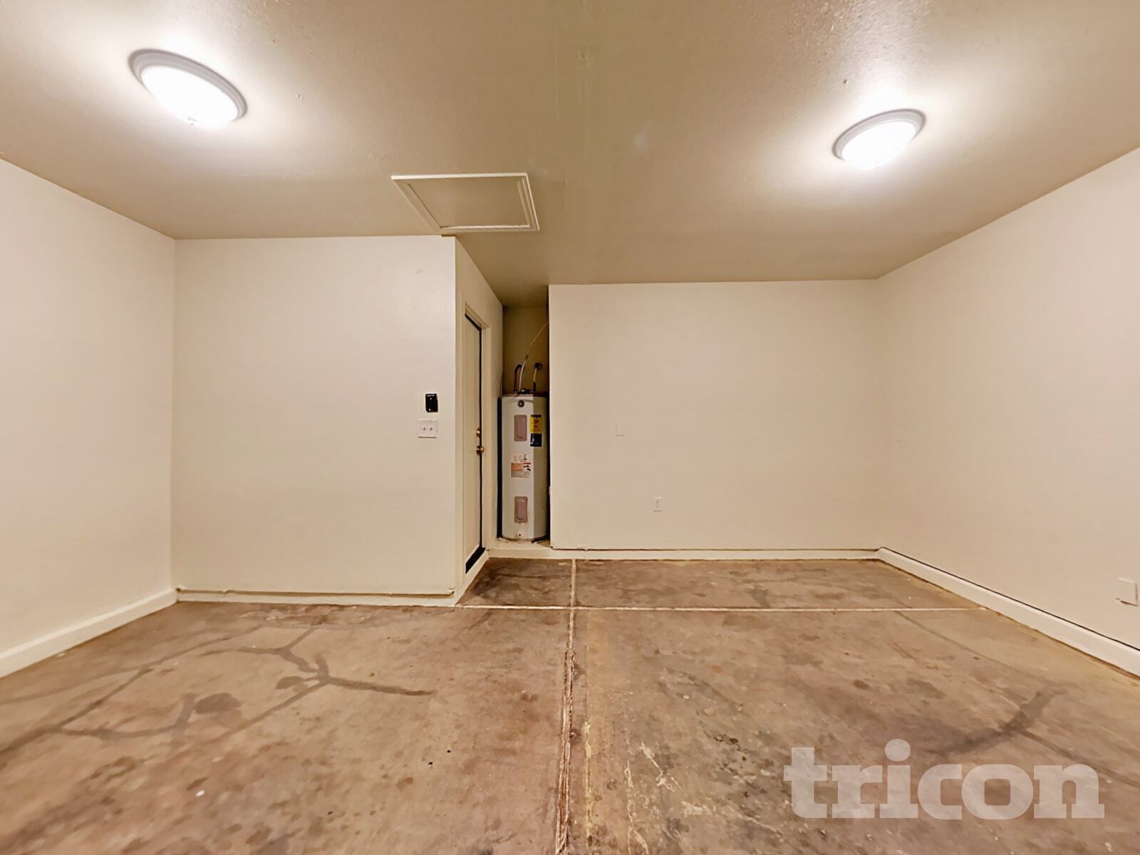 Building Photo - 11519 W Windrose Ave