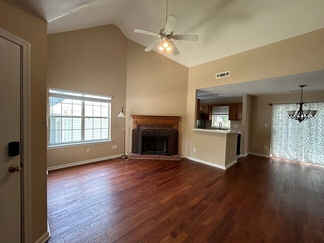 Building Photo - 413 Sherrels Ford