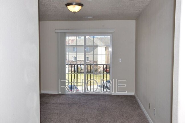 Building Photo - 1705 Westbury Way