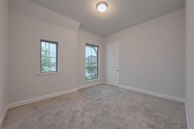 Building Photo - 9934 Starry Night Ln