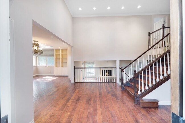 Building Photo - 17232 Quesan Pl