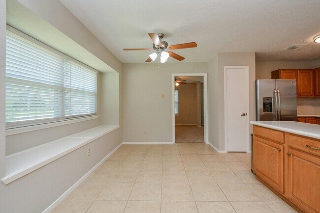 Building Photo - 2119 Landcircle Ct