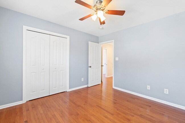 Building Photo - Beautiful 5 Bedroom Home in Dansforth Neighborhood