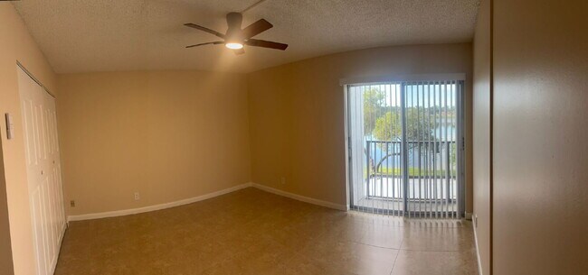 Building Photo - Charming 2-Bed Condo with a View – Water I...